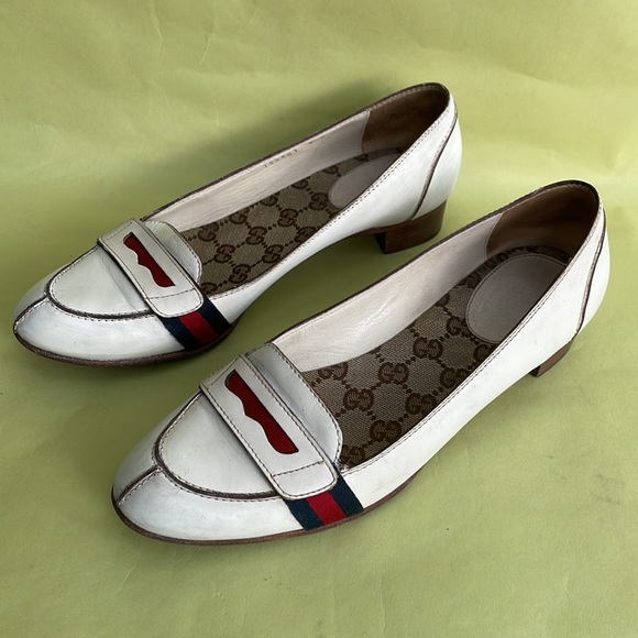 Vintage 70’s cream Gucci leather loafers - Picture 7 of 16